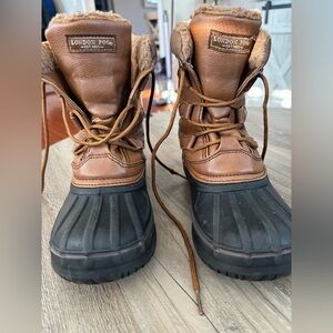 London Fog Boy’s Tan and Black Rain Boots.